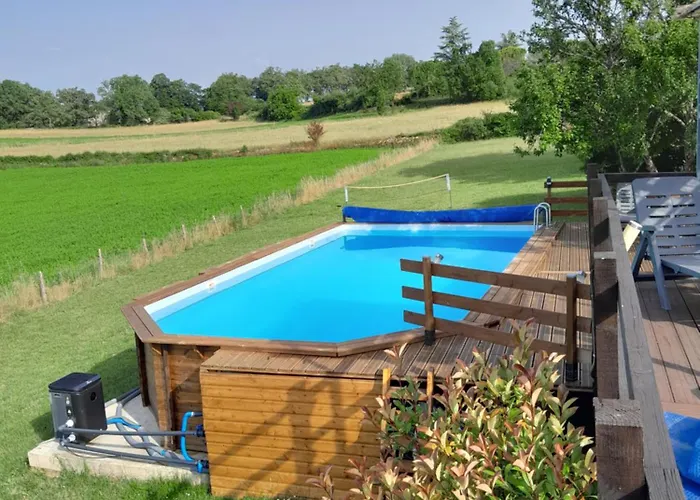 Le Lot 펜션 Orniac